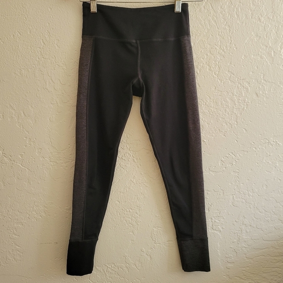 Vuori Asymmetric Block Yoga Leggings Size XS - Picture 1 of 5